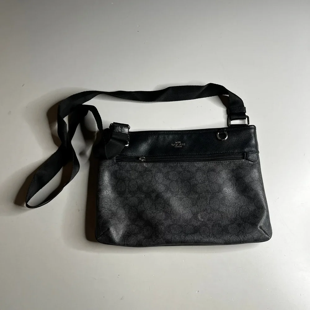 Coach Signature Canvas Crossbody Bag Charcoal Black F28456 Mens Messenger
